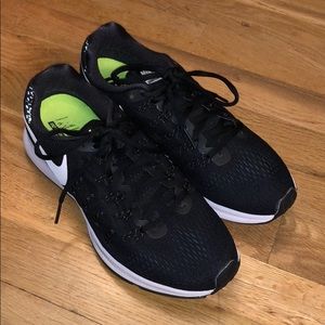 Black Nike Sneakers